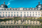 Cinq drapeaux des Amis de La Martinerie présents à la cérémonie du 6 juin 2024 dans l’Indre