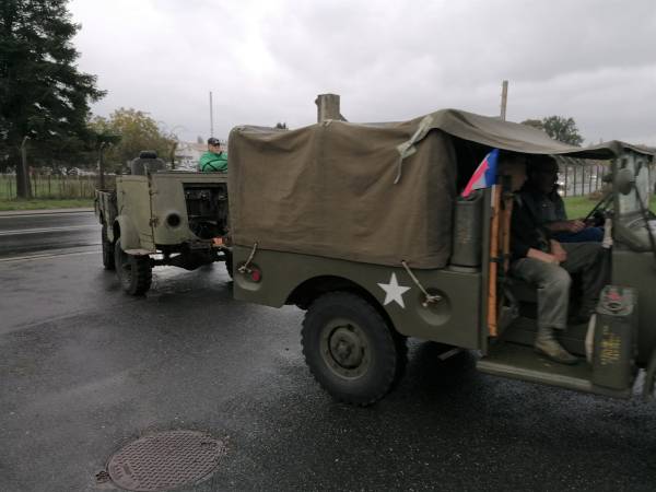 L’arrivée du convoi chez les Amis de La Martinerie